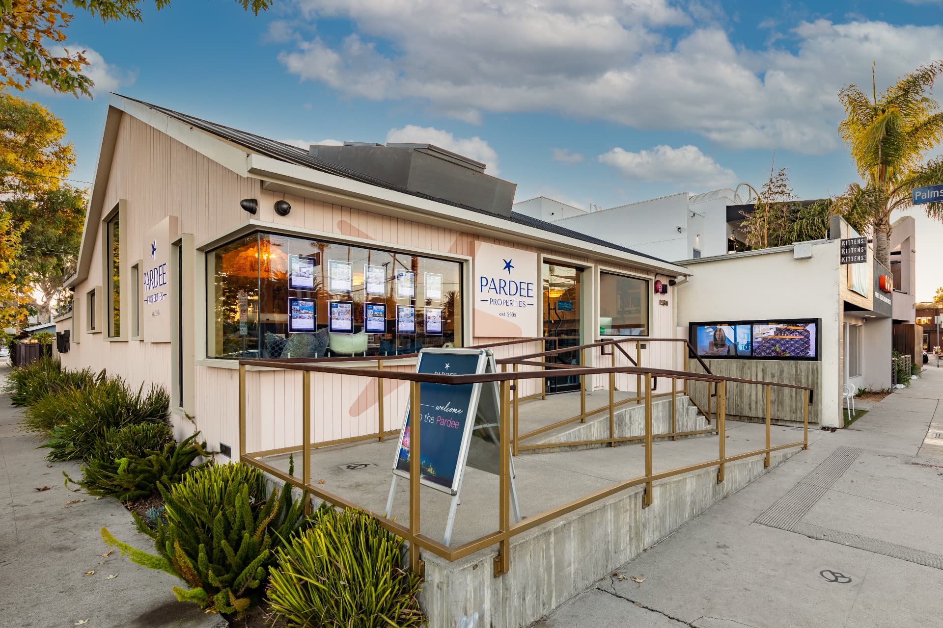 Venice office exterior portfolio example